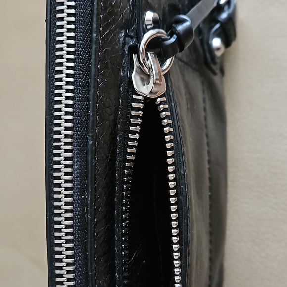 Michael Kors Leather Wallet Clutch - Picture 5 of 9